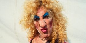 Dee Snider of Twisted Sister, portrait, backstage at Reading Festival, 29th August 1982. (Photo by Michael Putland/Getty Images)